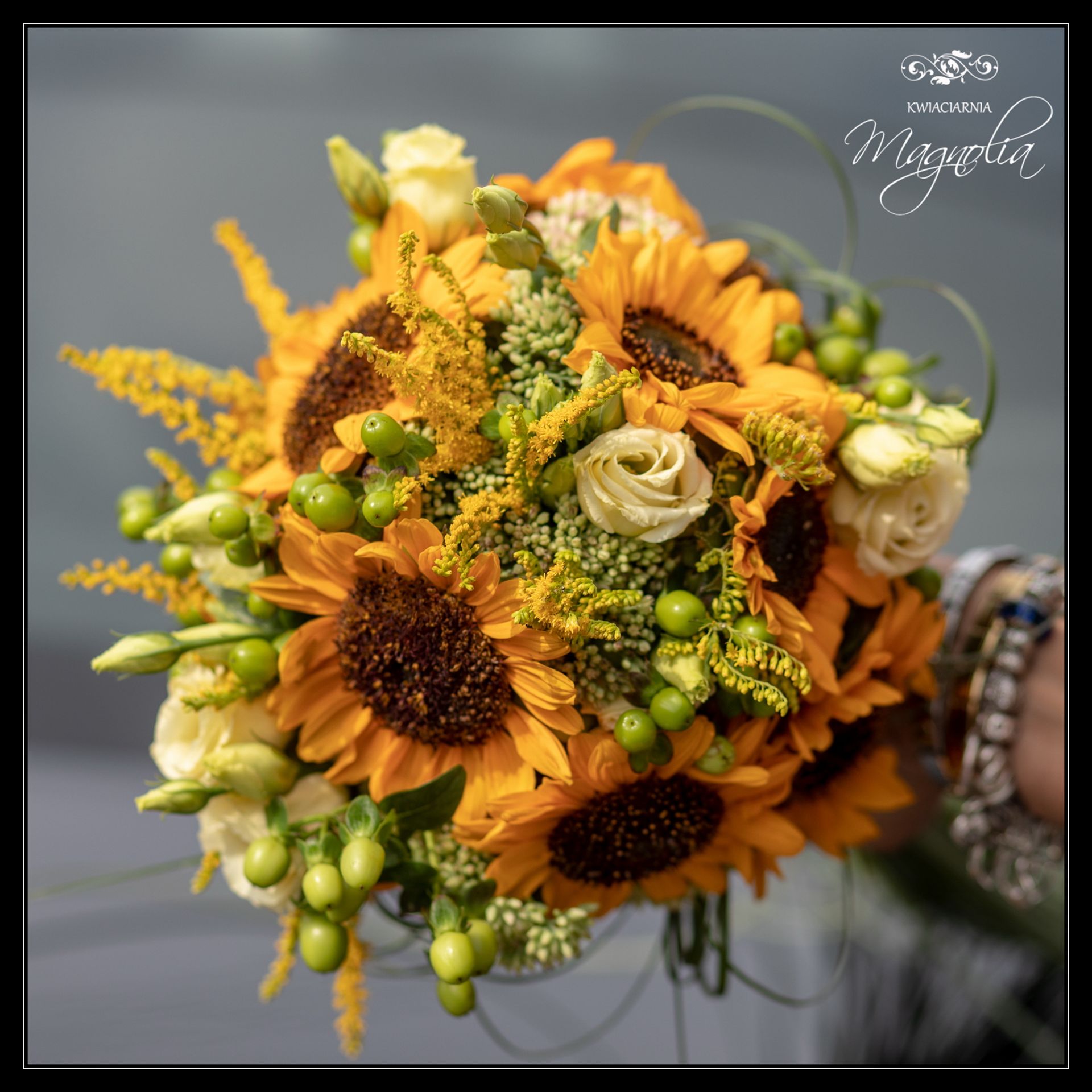 Kwiaciarnia Magnolia 82